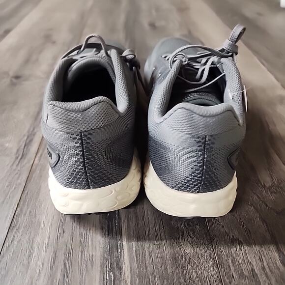 New Balance Size 12 EE Mens Fresh Foam 680v8 Running Shoes Grey - Picture 3 of 9